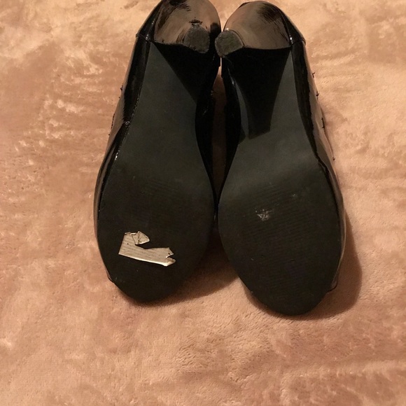 Maurice’s Leather Heels - Picture 3 of 7